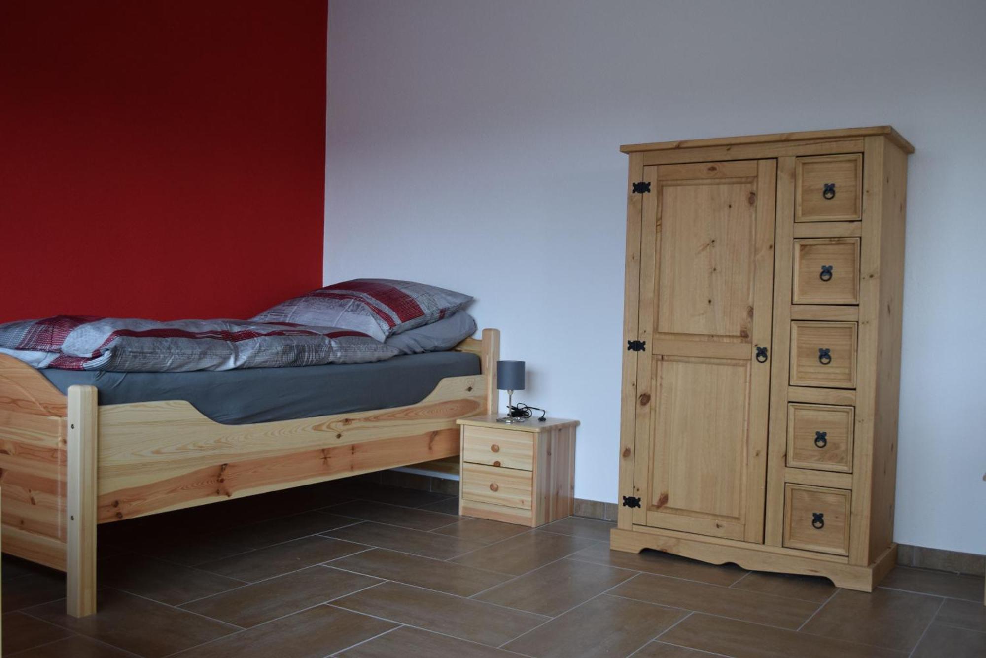 Hunsruecker-Fewo - Die Erlebnishuette - 2 Ferienwohnungen Im Hunsrueck In Unzenberg Gobenhausen Стая снимка