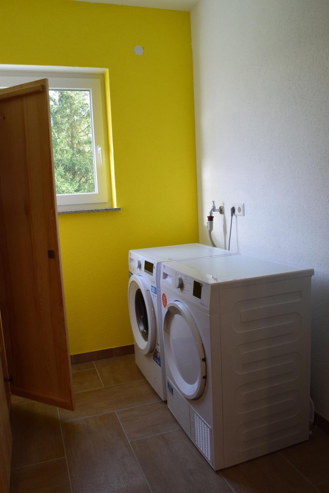 Hunsruecker-Fewo - Die Erlebnishuette - 2 Ferienwohnungen Im Hunsrueck In Unzenberg Gobenhausen Стая снимка
